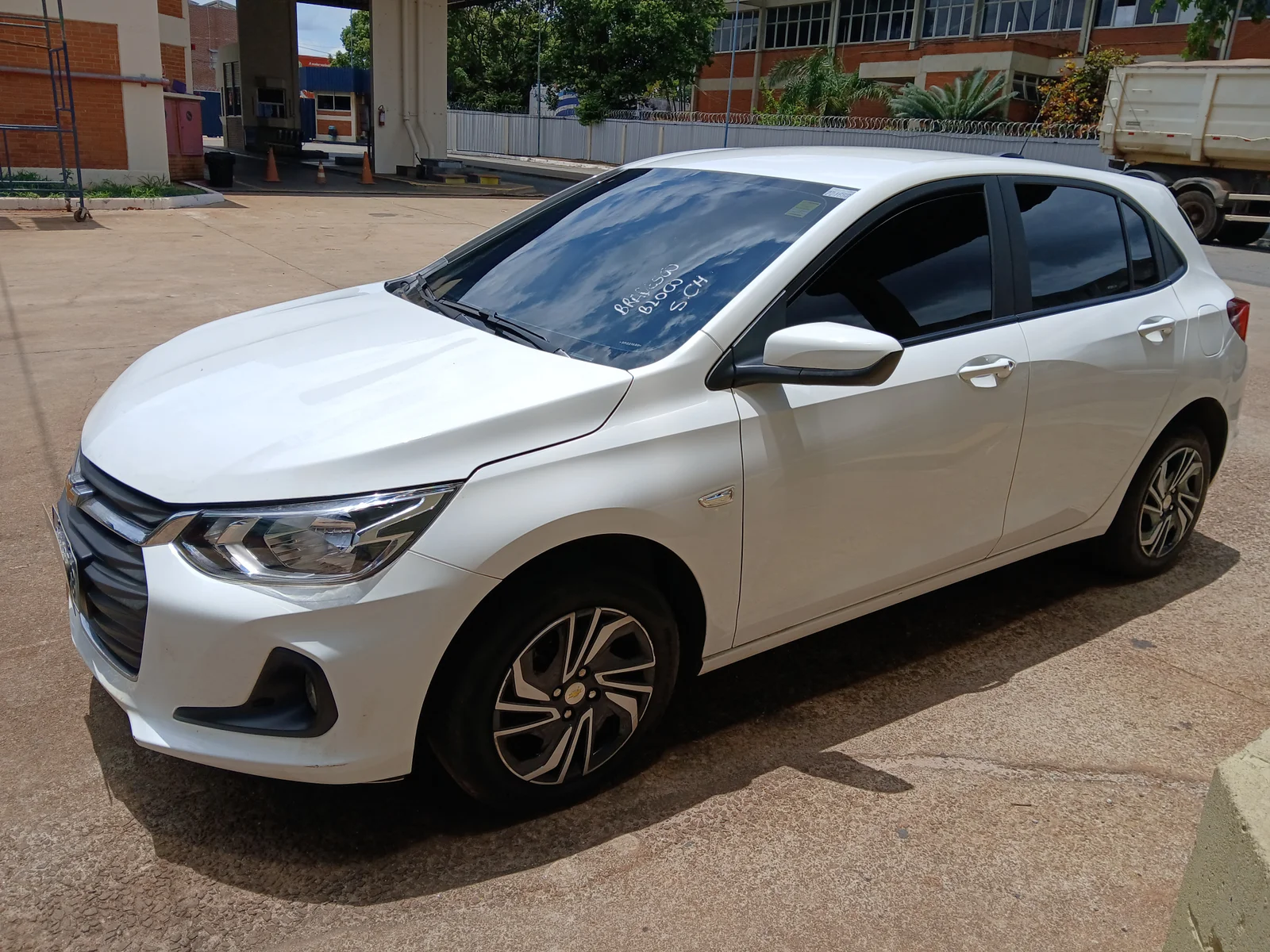 CHEVROLET - ONIX 1.0 MT LT2 ANO 2024/2025