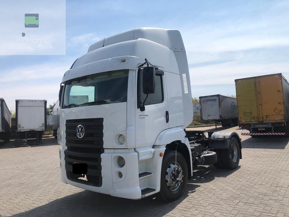 Volkswagen Constellation 19-320 / 2011